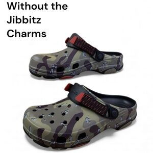 CROCS DESERT CAMO M Rugged Terrain Camouflage Clogs w/JIBBITZ Men 9 Women 11
